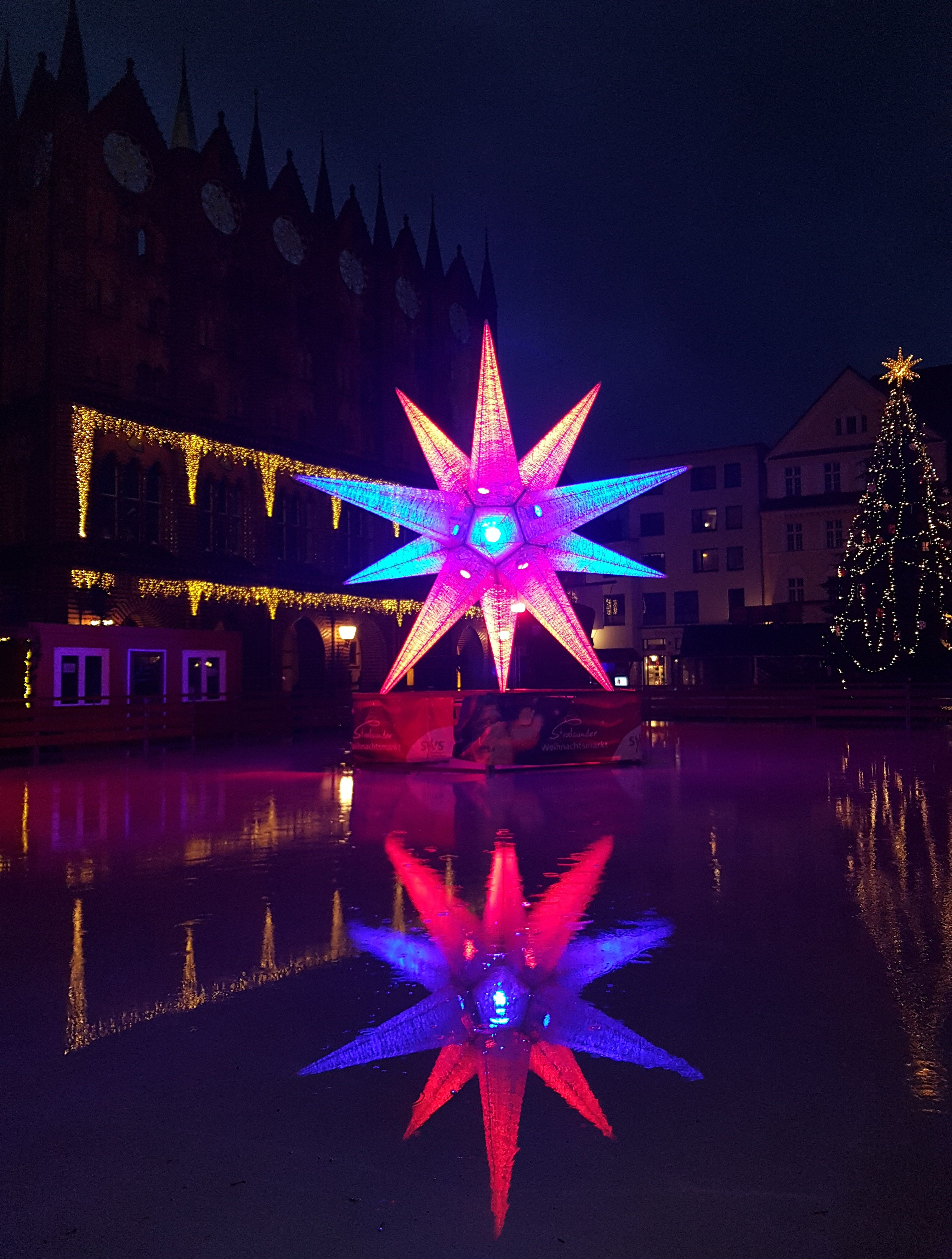 Eisbahn / Alter Markt © Mario Galepp